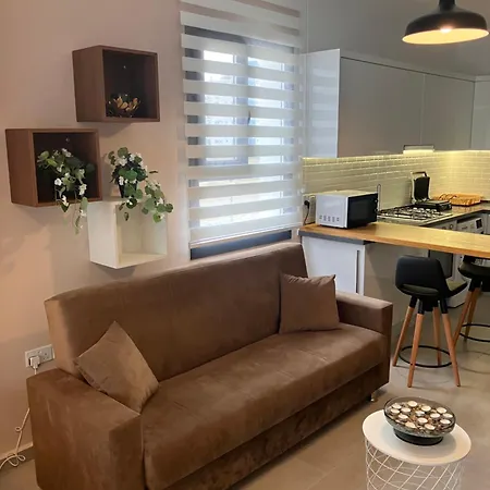 Διαμέρισμα Ceasar Didius Trikomo